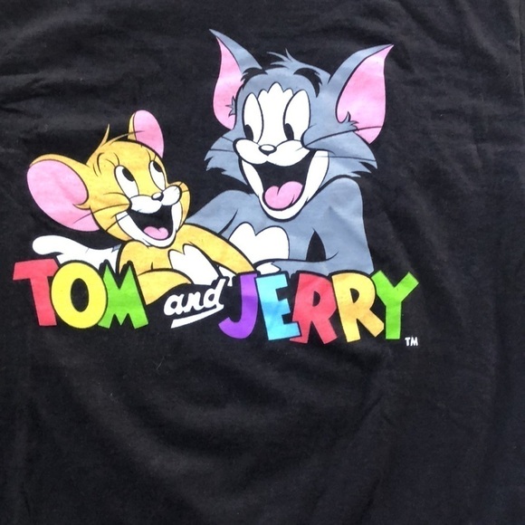 Tom and Jerry Black TShirt - Picture 2 of 4